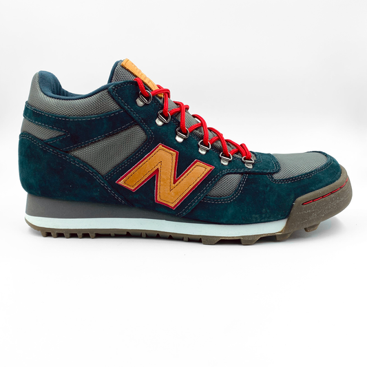 New Balance 710CNV